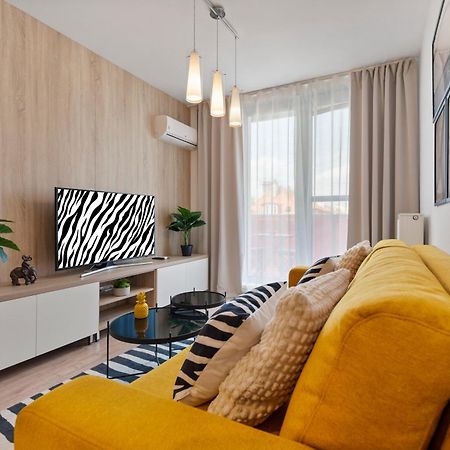 Lam Safari - Balcony - Ac - Free Parking Apartment Bratislava Exterior foto