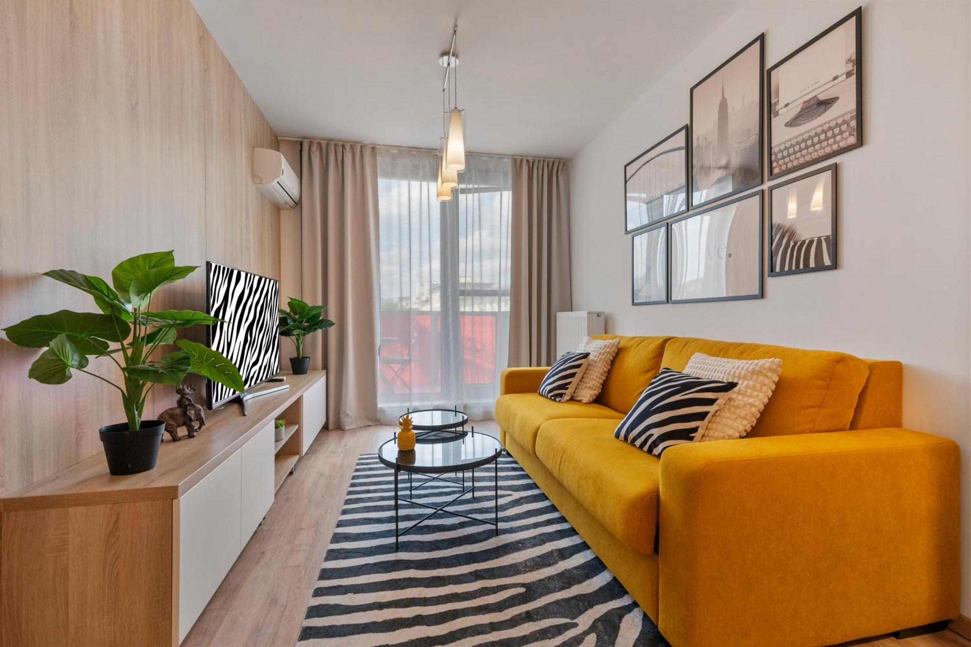 Lam Safari - Balcony - Ac - Free Parking Apartment Bratislava Exterior foto
