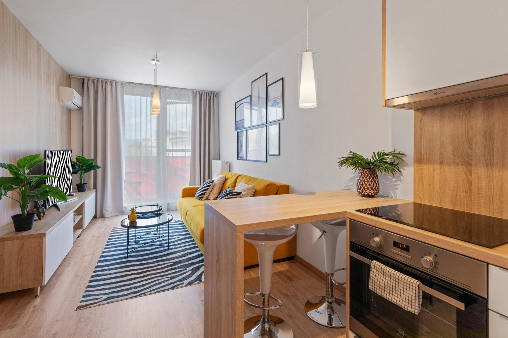 Lam Safari - Balcony - Ac - Free Parking Apartment Bratislava Exterior foto